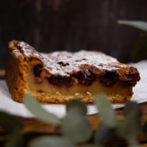 De succulentes cerises griottes pour ce clafoutis préparé par l'Atelier Huré.