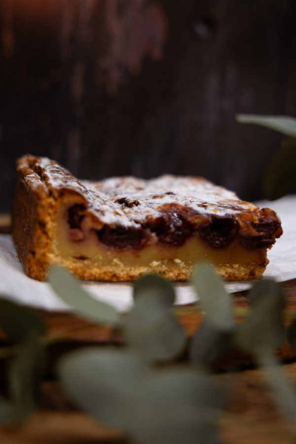 De succulentes cerises griottes pour ce clafoutis préparé par l'Atelier Huré.