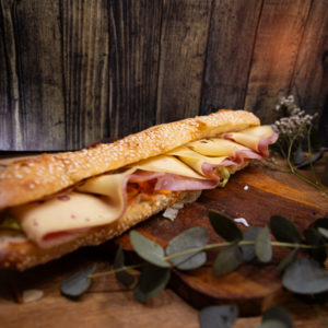 L'Atelier Huré vous propose le sandwich jambon crudité